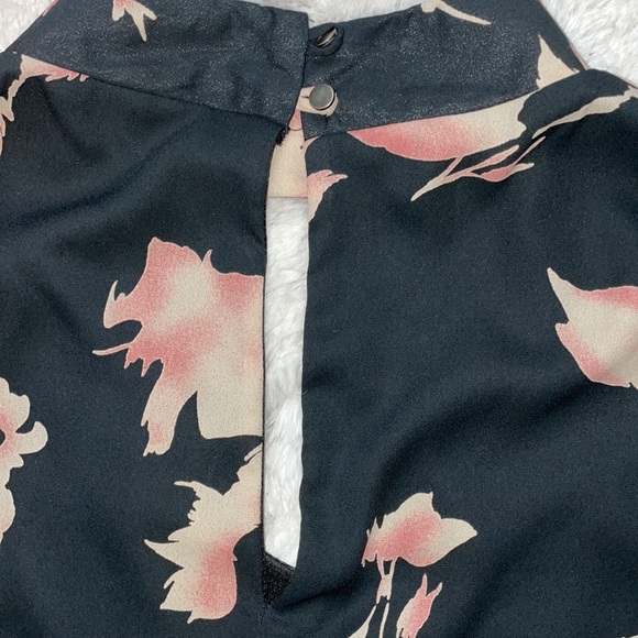 Caramela Flower Print Dress Size M - Picture 4 of 4